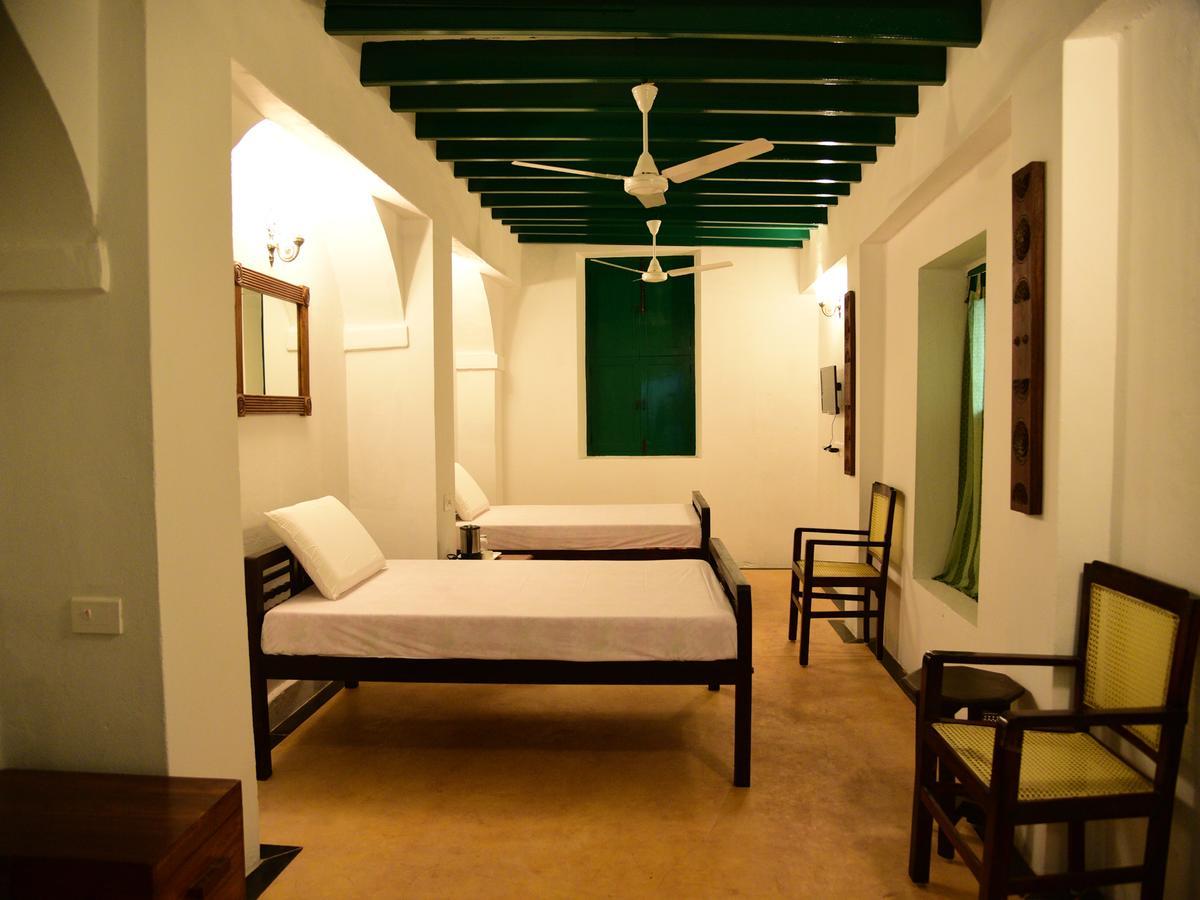 Villa Sentosa Kottakuppam Luaran gambar